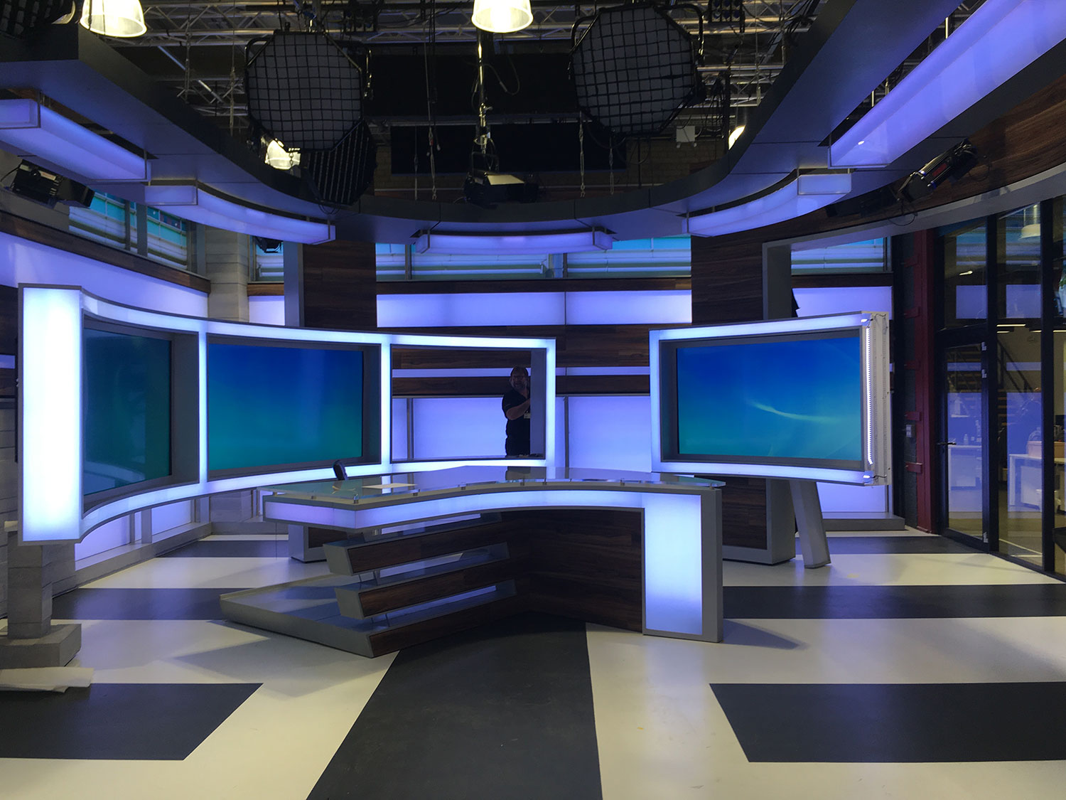 Manoto-TV-studio8